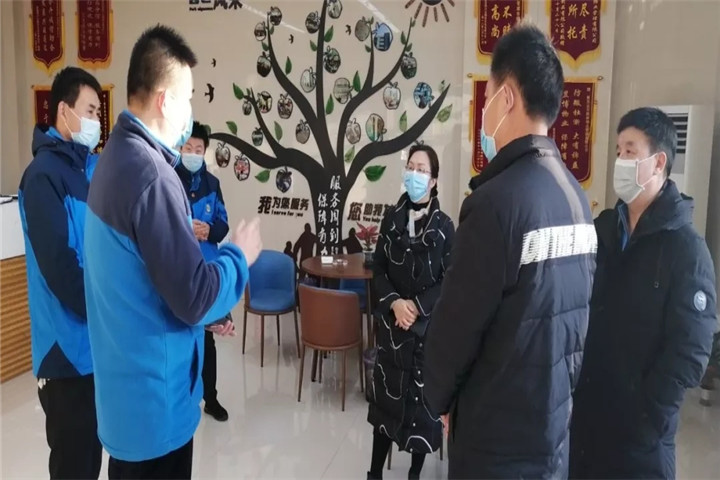 星空体育在线官网星空体育在线官网首页_星空体育（中国）_星空体育（中国）
副总经理周云督导金匠置业各个项目点的疫情防控工作