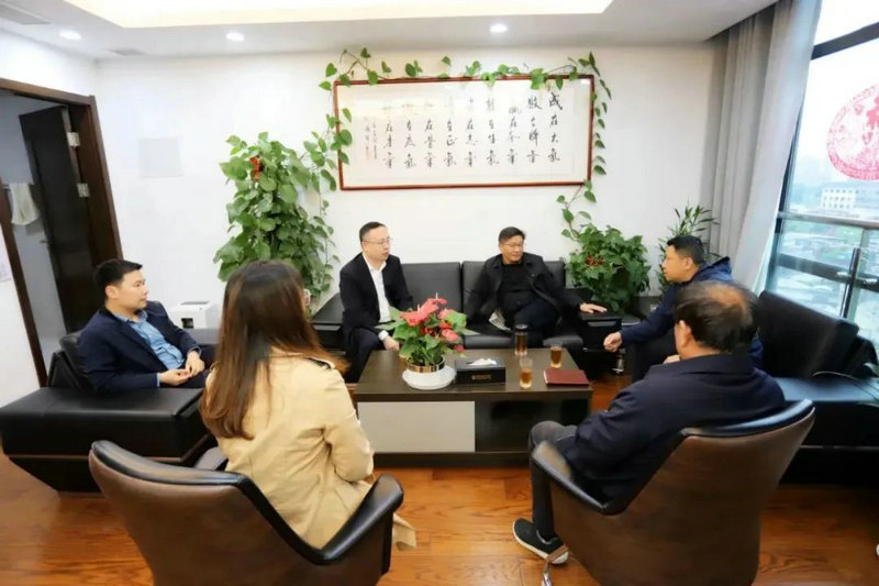 滨江宾馆纪委书记、副总经理胡志刚一行受邀来访星空体育在线官网星空体育在线官网首页_星空体育（中国）_星空体育（中国）
洽谈